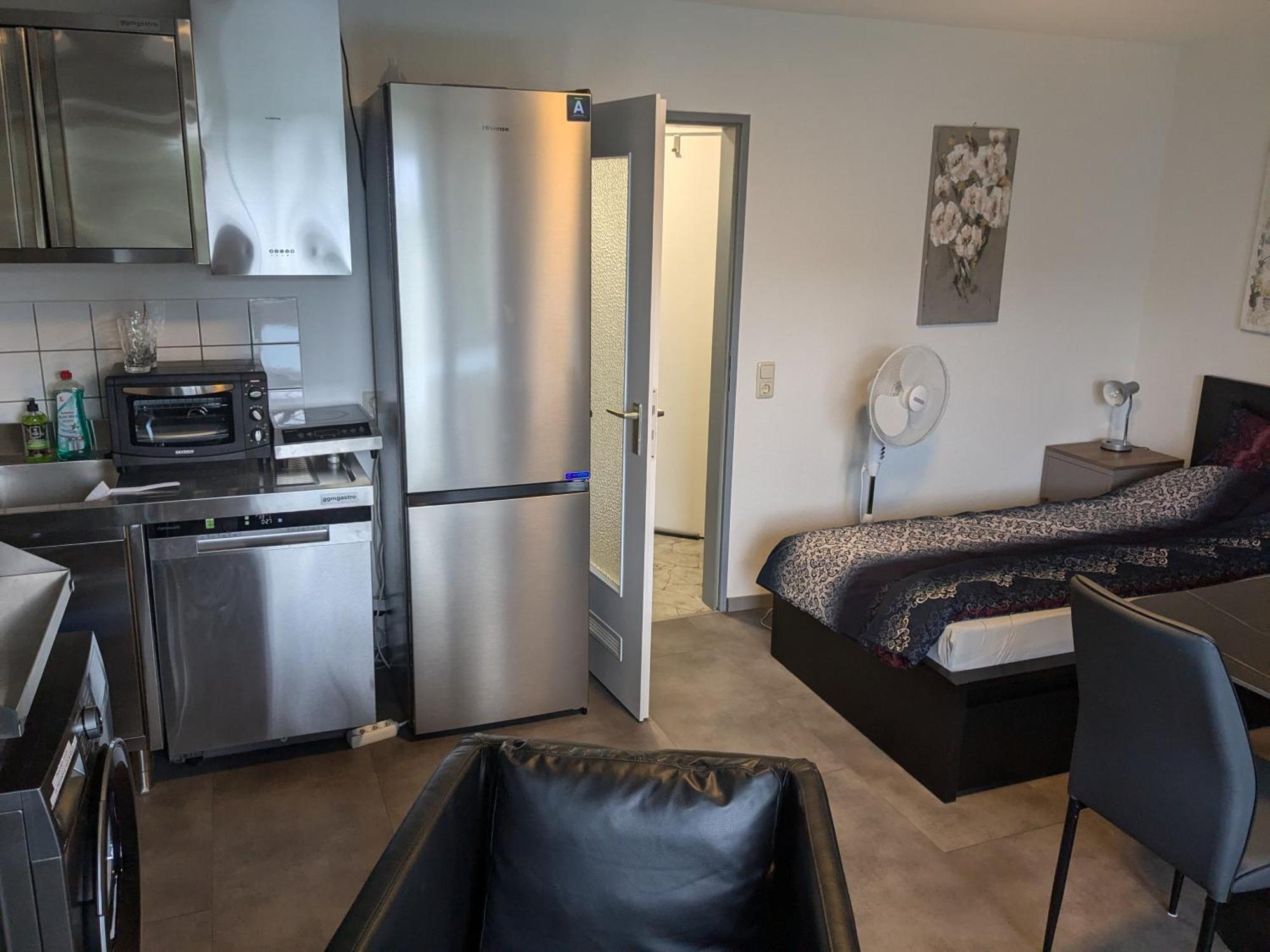 Modernes Studio-apartment Mitten Im Ruhrgebiet Bochum